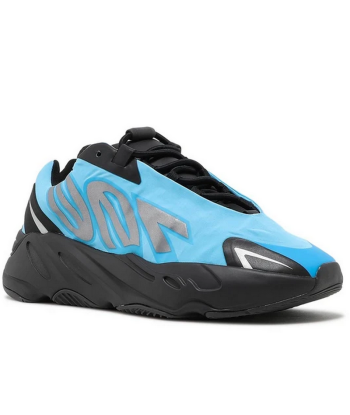 Yeezy 700 MNVN Bright Cyan Fin de série