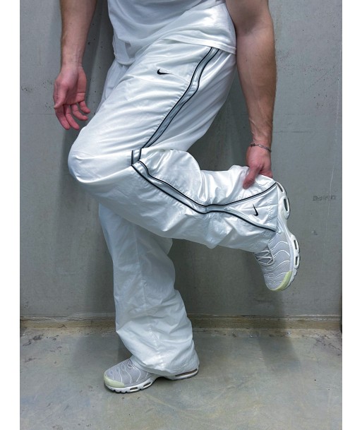 Nike Vintage Trackpants s'inspire de l'anatomie humaine