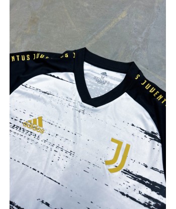 Vintage Adidas x Juvetus Turin Shirt | M online